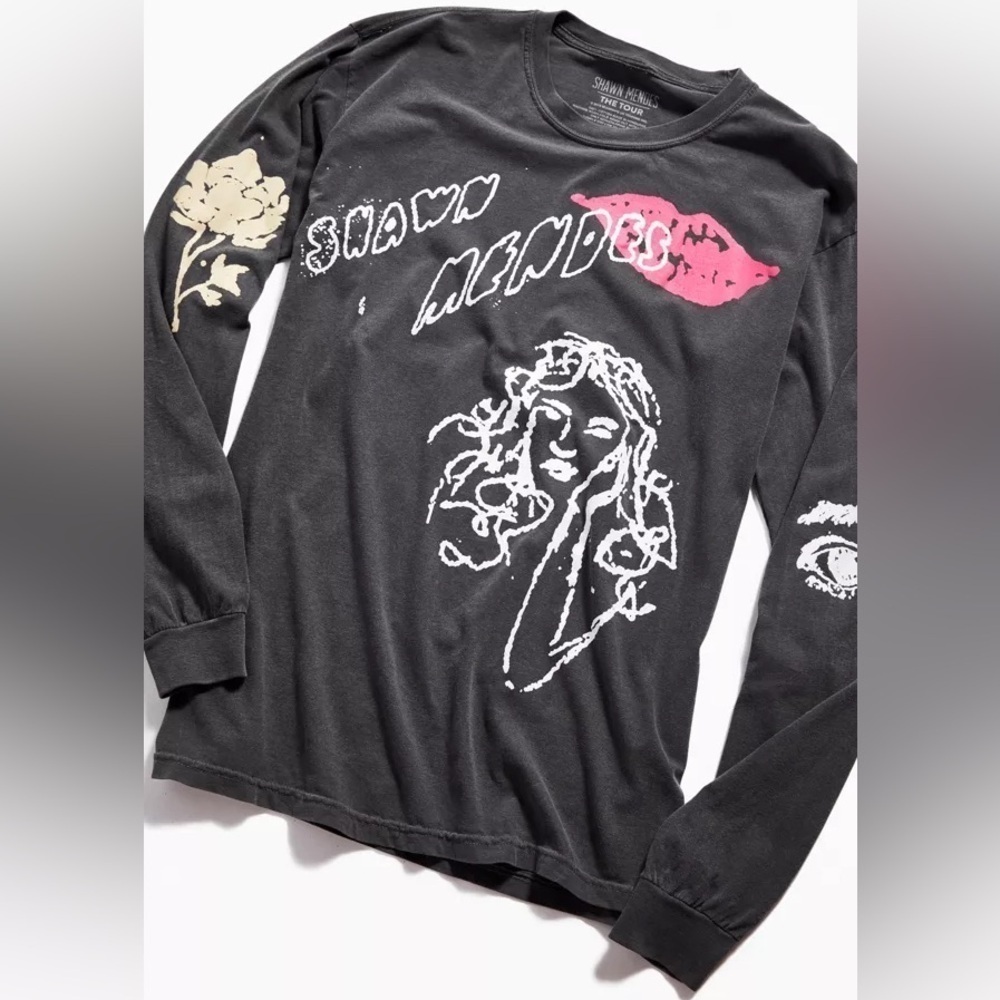 Urban Outfitters - Shawn Mendes Tour Doodle Long Sleeve T Shirt Size Medium